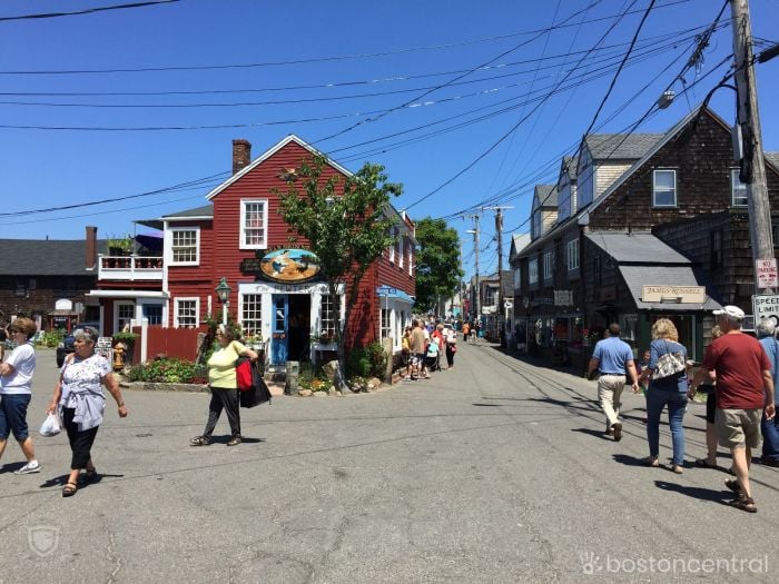 14 Boston Day Trips for Kids Families to Explore