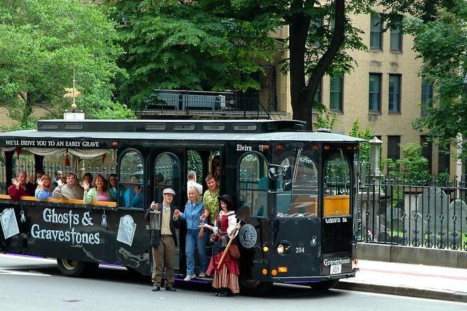 Boston Ghosts and Gravestones Tour