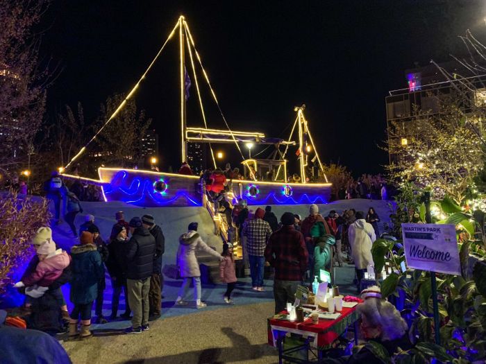 Boston Holiday Lights and DriveThru Christmas Displays