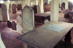 center church crypt tours - new haven photo