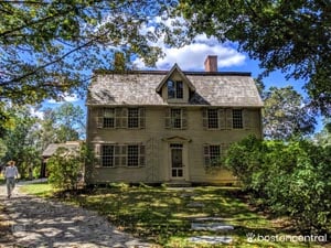 old manse house photo