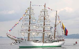colombian tall ship gloria free public tours photo