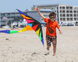 kites against cancer at hampton beach photo